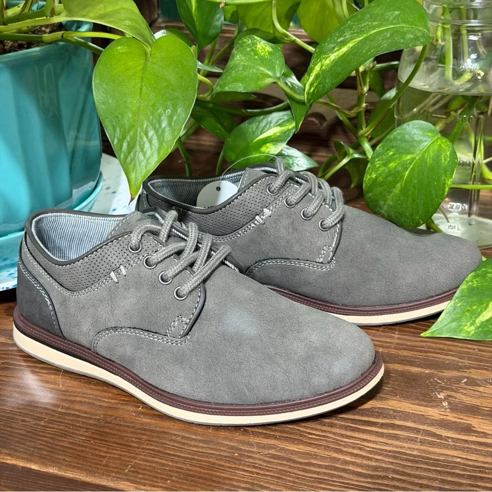 NWT- Boys’ Sz 13 Sonoma Gray Memory Foam Lace-Up Oxford Shoes